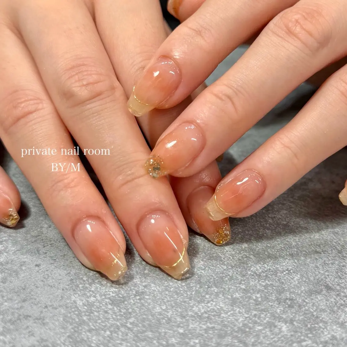 ネイル チークネイル 持ち込み ニュアンスネイル BY / Mのネイルデザイン