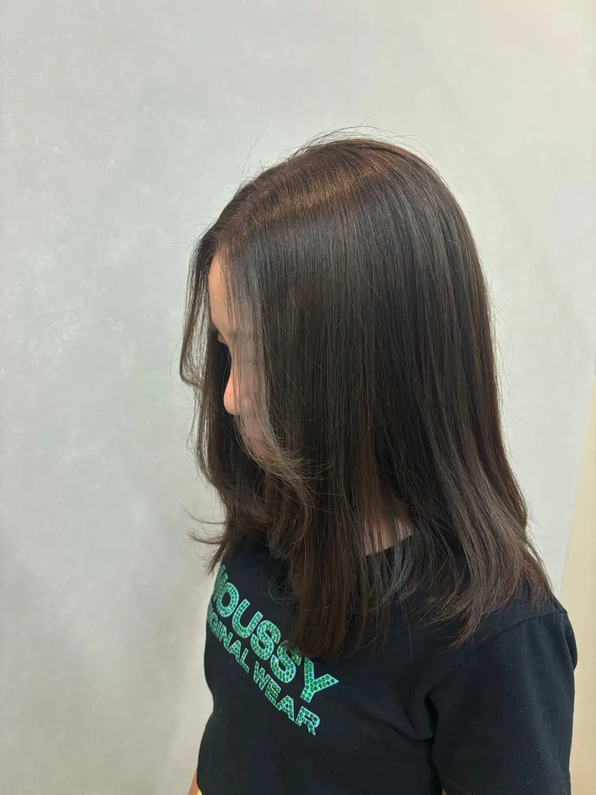 ミディアム カラー ブラウンカラー ナチュラルブラウン 顔周りカット 伊波 さやかのヘアスタイル