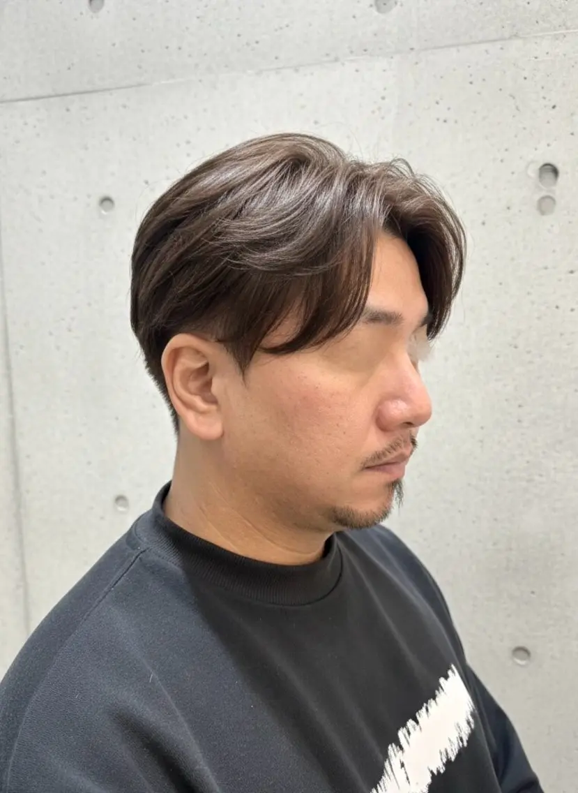 ショート メンズ センターパート 刈り上げ 大人メンズパーマ /石川瑠青のヘアスタイル