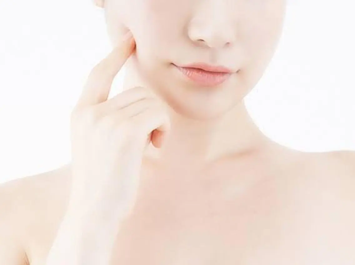 SUN&MOON REOのネイルデザイン