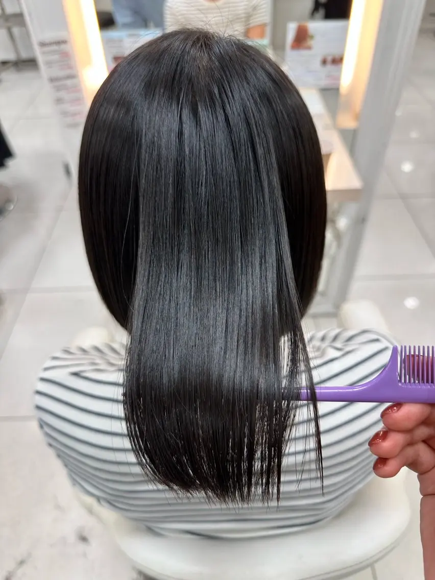 ミディアム パーマ 伊佐 愛のヘアスタイル