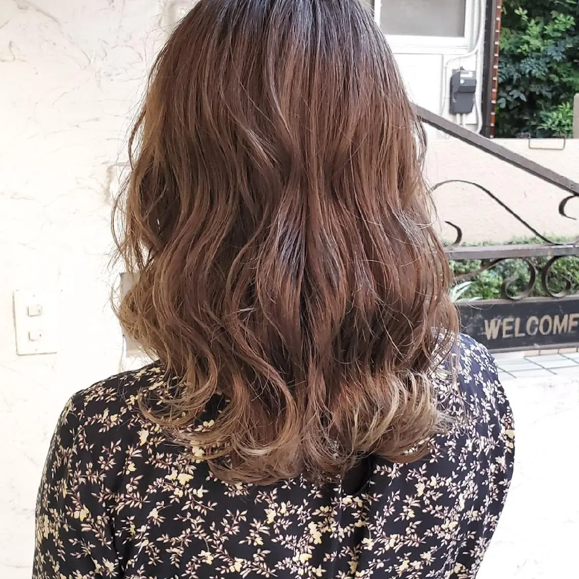 セミロング カラー カット ヘアカラー トリートメント 韓国レイヤー柔らかい 地毛風縮毛矯正／マツのヘアスタイル