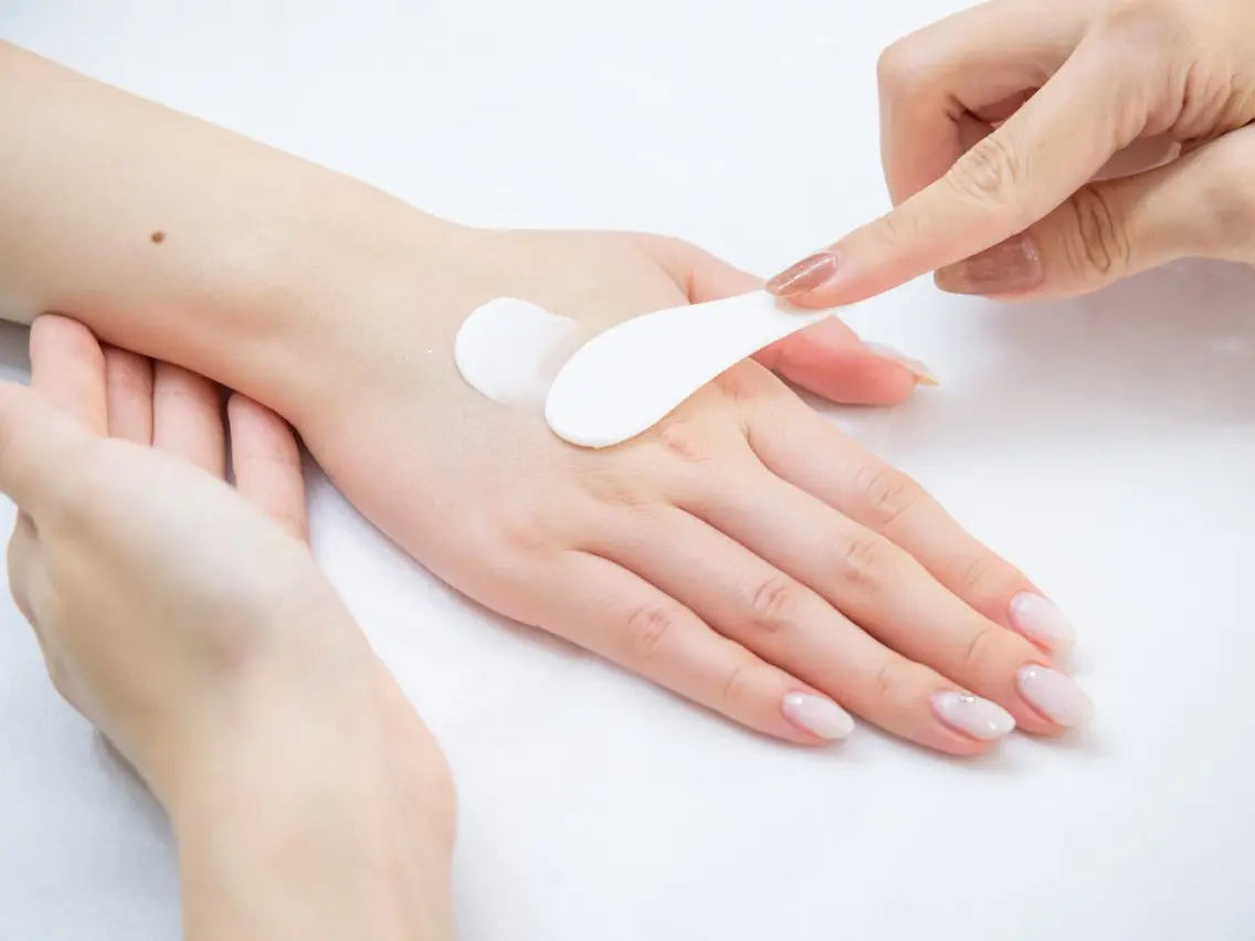 ハンドケア Hand Bloom 千葉店のネイルデザイン