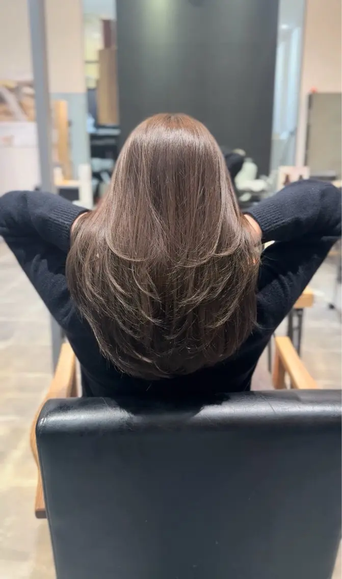 セミロング カット ヘアカラー トリートメント 艶カラー /顔周り◎ 小川泰輝🫧のヘアスタイル