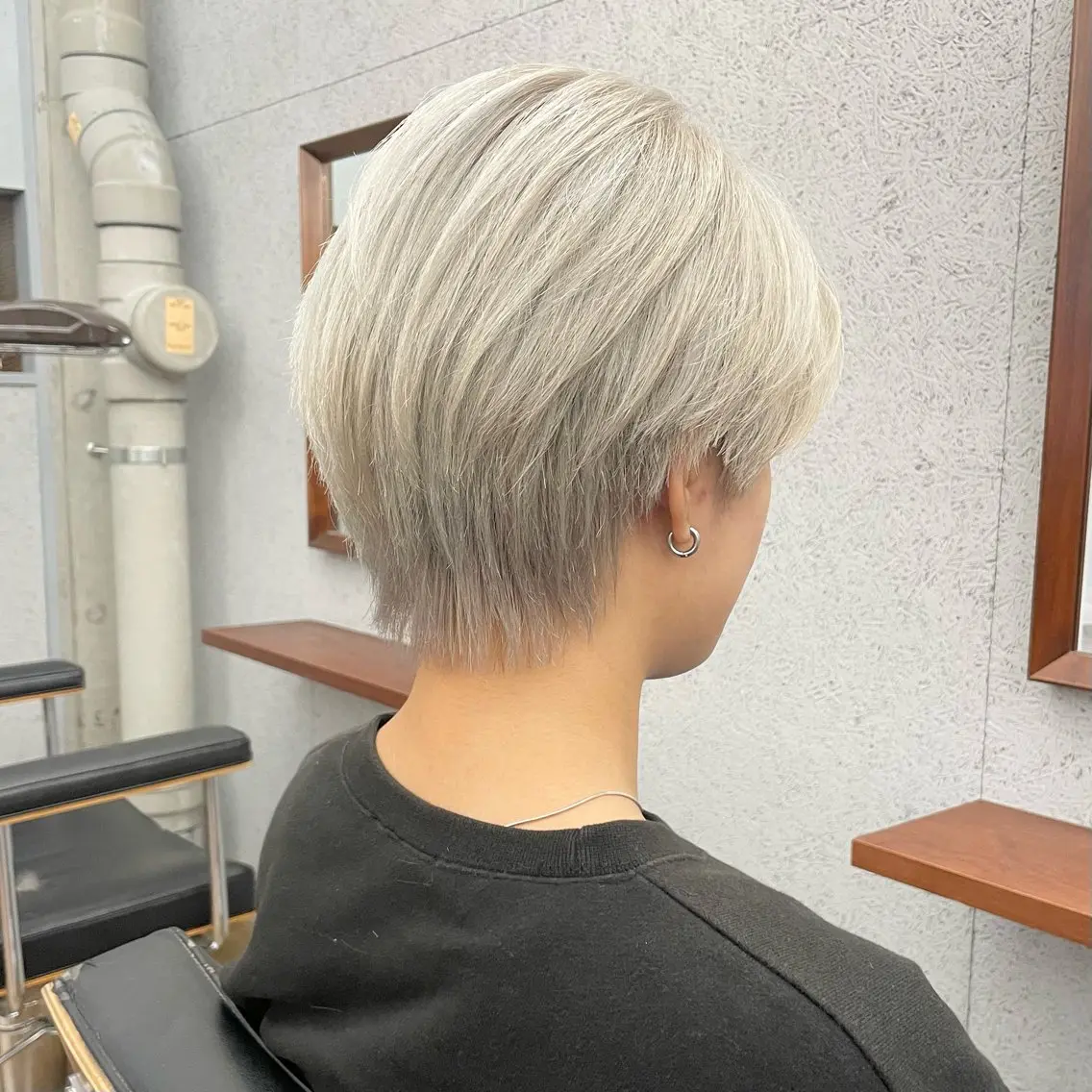ショート カラー メンズ ハンサムショート ベージュカラー ホワイトベージュ ショートヘア カット ヘアカラー トリートメント ヘアセット ✂︎ウルフ・ショート ✂︎MIKUNIのヘアスタイル