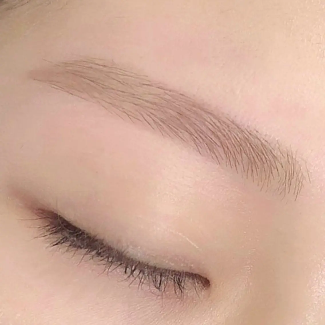 アイブロウ ワックス脱毛 🩵LEDエクパ韓ド ルEYE🩵YUKAのマツエク・マツパデザイン