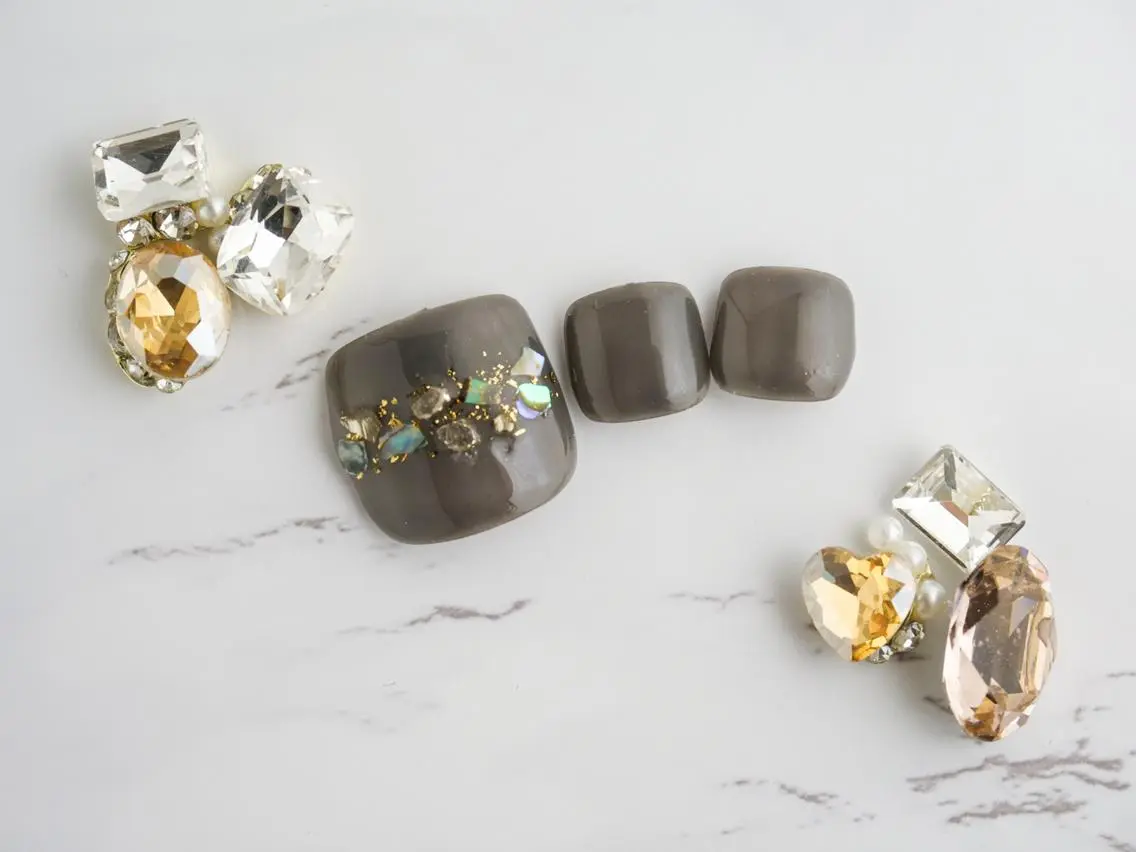 ネイル フットネイル HeaRich Noe nailのネイルデザイン