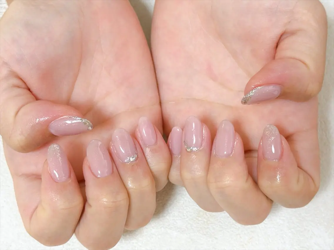 ネイル アニマル柄 オーロラネイル フットネイル フレンチネイル ジェルネイル ハンドネイル mogunail &blowのネイルデザイン
