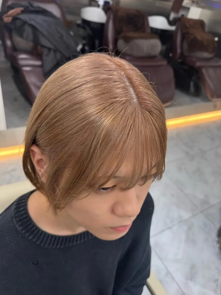 カラー メンズ メンズブリーチ ベージュカラー ブリーチ ヘアカラー 北館 耀太のヘアスタイル