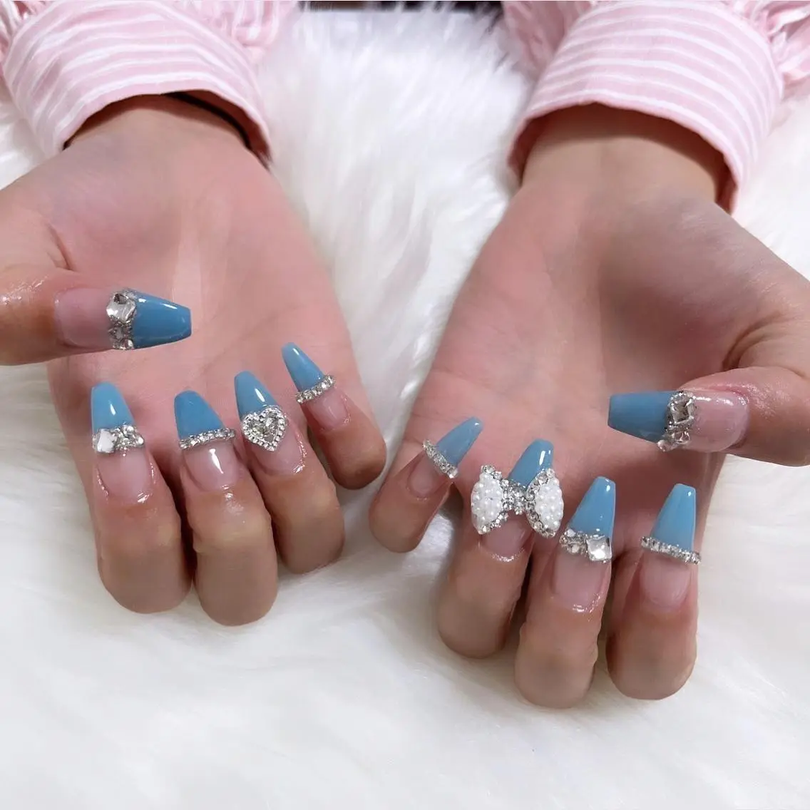 ネイル ブルー フレンチネイル ロングネイル 夏ネイル Lala nailのネイルデザイン