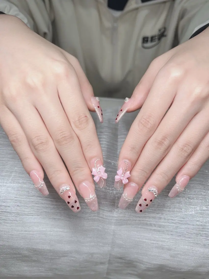 ネイル 長さ出し グラデーション 卒業式 キラキラネイル マグネットネイル Lee Nails チップ長さだし専門店のネイルデザイン