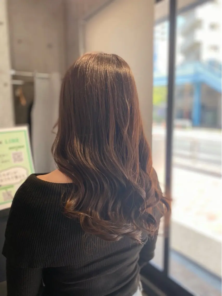 ロング カラー レイヤーカット 根本 真奈のヘアスタイル
