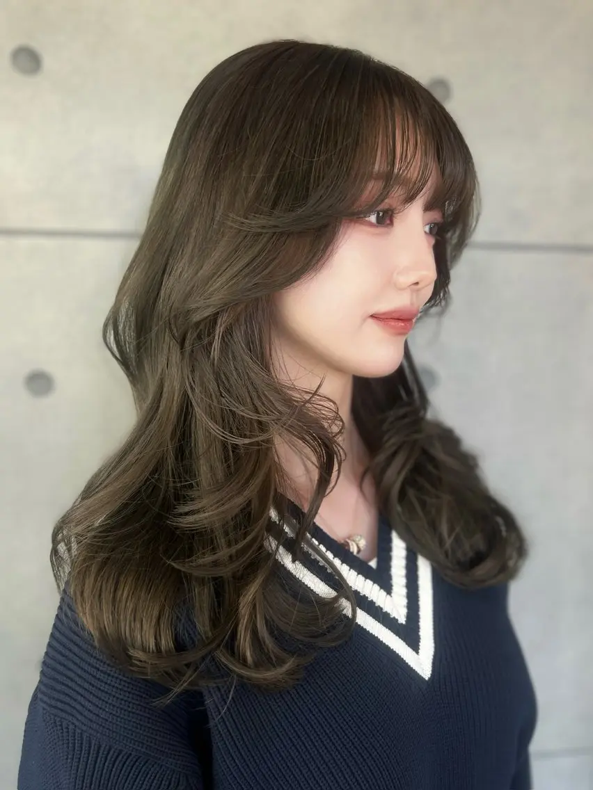 セミロング カラー カット ヘアカラー トリートメント misato🤍 髪質改善ケアカラーのヘアスタイル