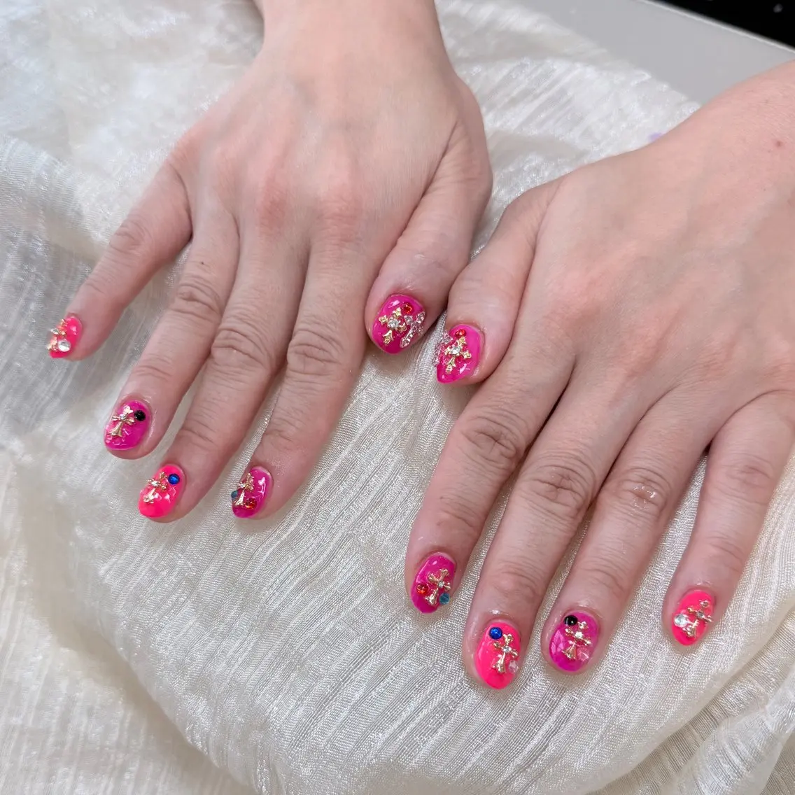 ネイル ハンドネイル ネイルサロンエクラ キキ🍒のネイルデザイン