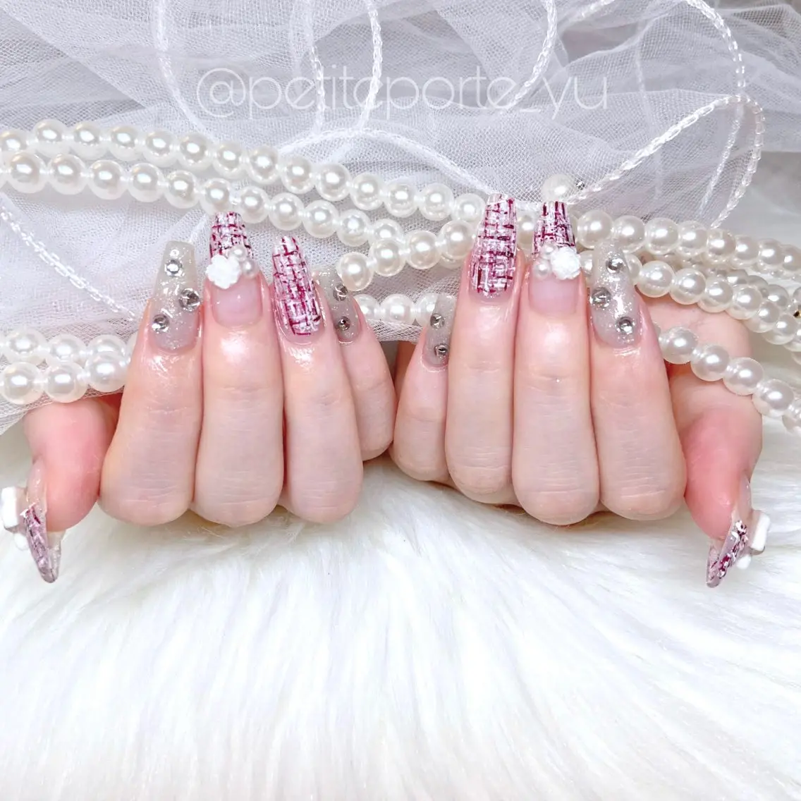 ネイル アートネイル ガーリー ツイードネイル 冬ネイル クリスマス ハンドネイル petite porteのネイルデザイン