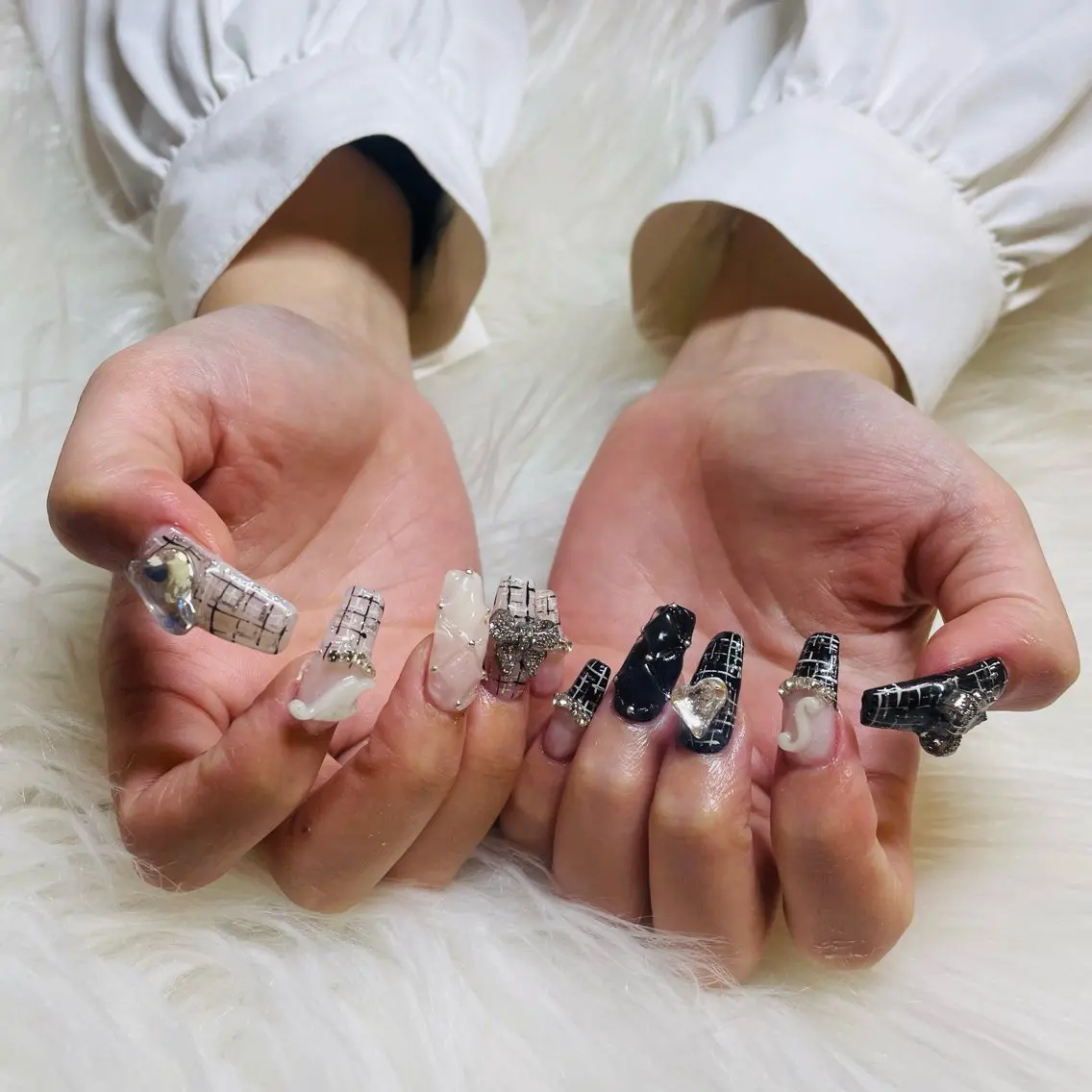 ネイル アートネイル 持ち込み ハンドネイル fleur YUMIのネイルデザイン