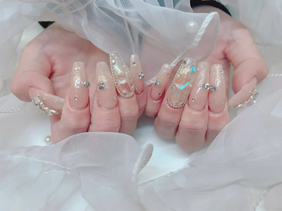 ネイル ハンドネイル Piacere 絵美のネイルデザイン