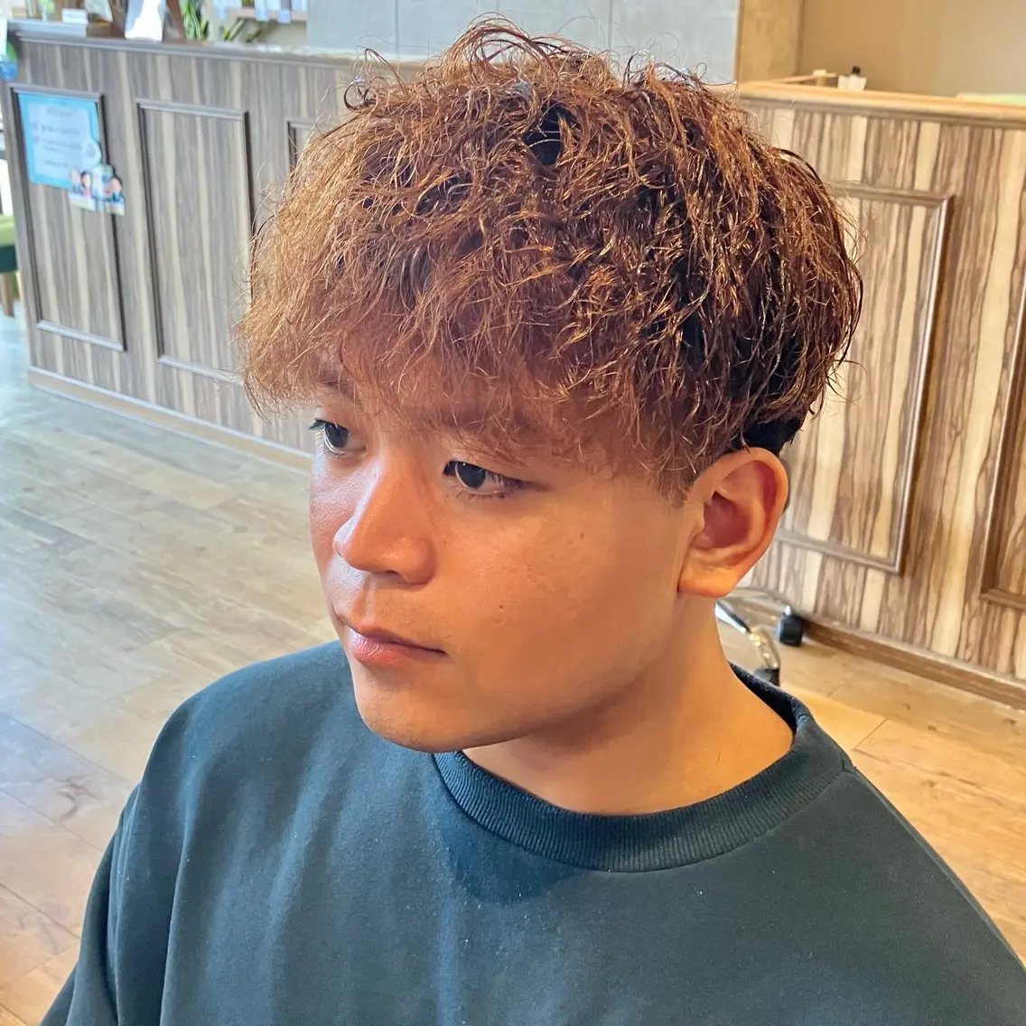 カラー パーマ メンズ 透明感カラー カット ヘアカラー 森田 研司のヘアスタイル