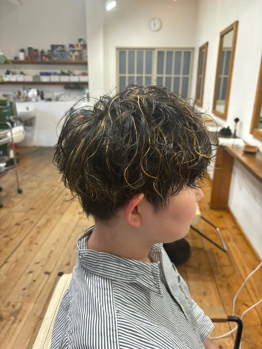 ミディアム カット パーマ beat 磯谷のヘアスタイル