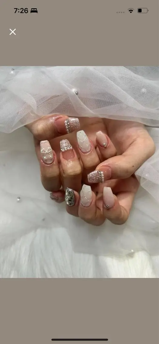 ネイル ハンドネイル ハンドケア 🌈 Laule'aのネイルデザイン