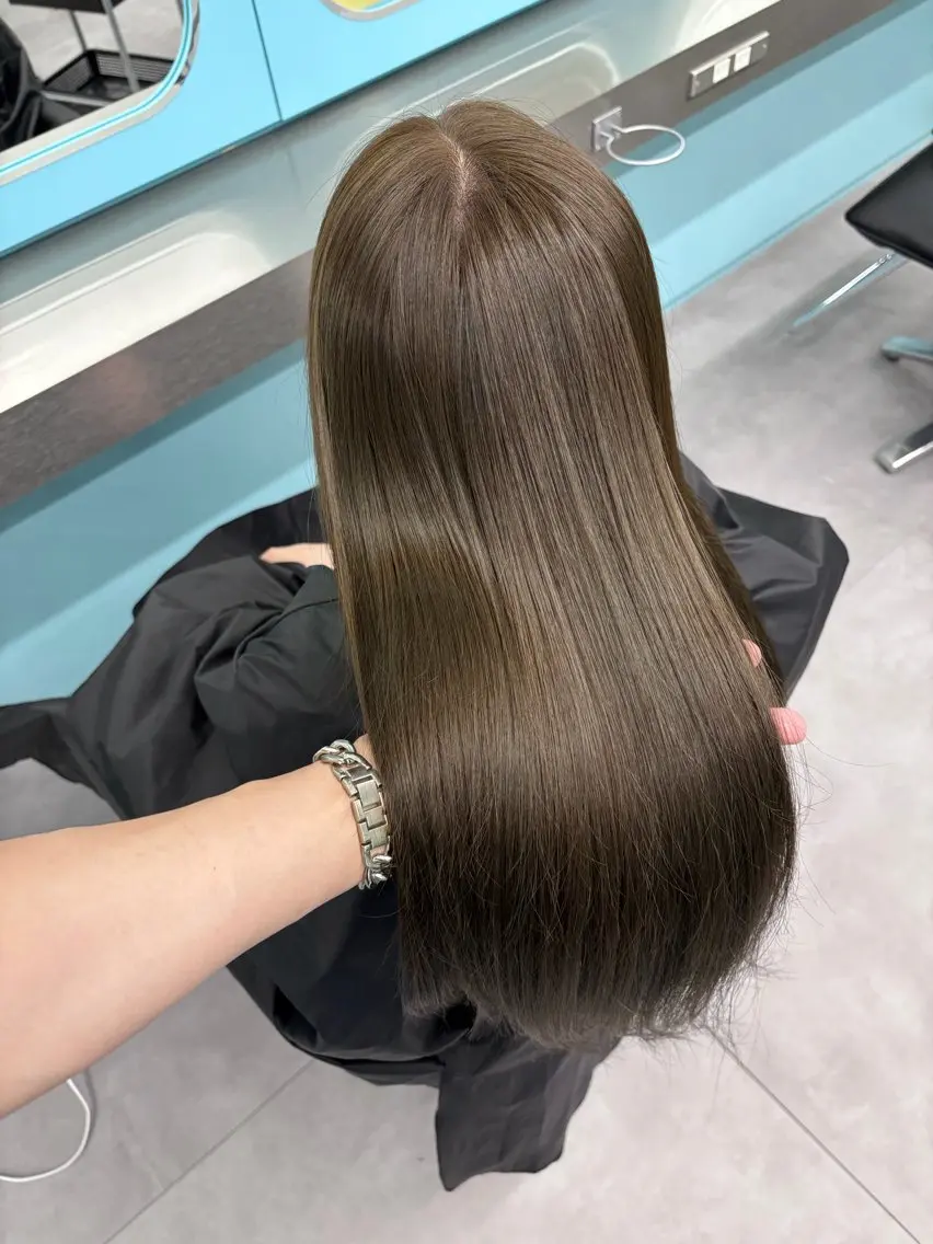 ロング 切りっぱなしボブ ボブ 顔まわりレイヤー 顔周りカット 髪質改善 kyon🎀 透明感カラー/西梅田のヘアスタイル