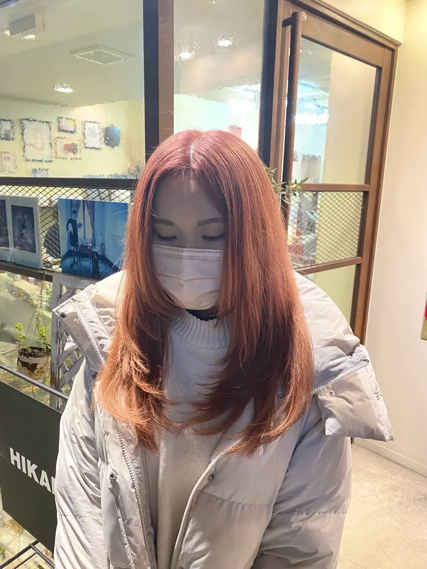 セミロング カラー ベージュカラー ピンクカラー ピンクベージュ レイヤーカット ウチダ ユウヤのヘアスタイル