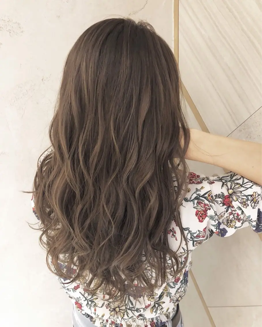 ロング カラー カット ヘアカラー トリートメント 🌈髪質改善🌈 過去の1艶サラ体験✨のヘアスタイル