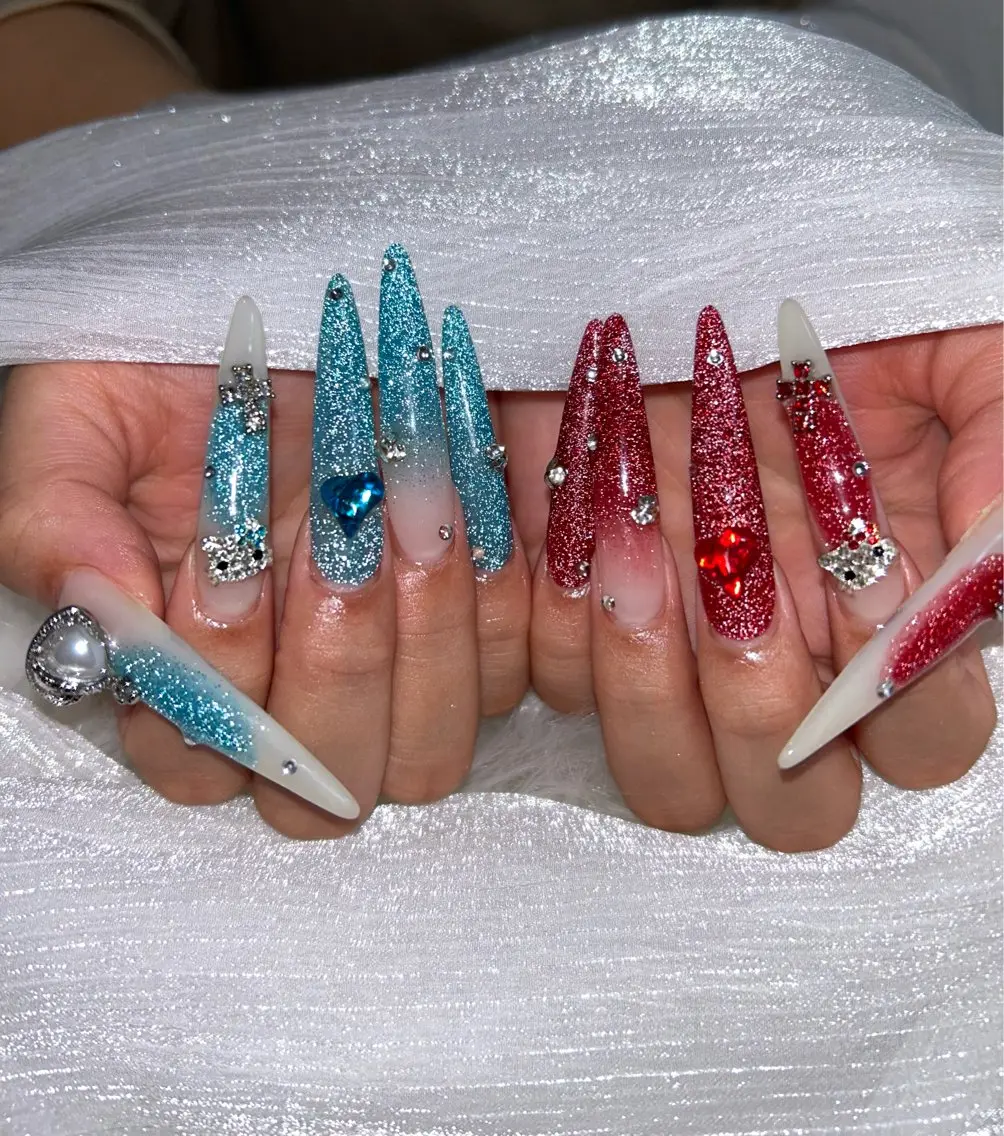 ネイル アートネイル オーロラネイル チークネイル 長さ出し フットネイル ハンドネイル Chan nailsのネイルデザイン