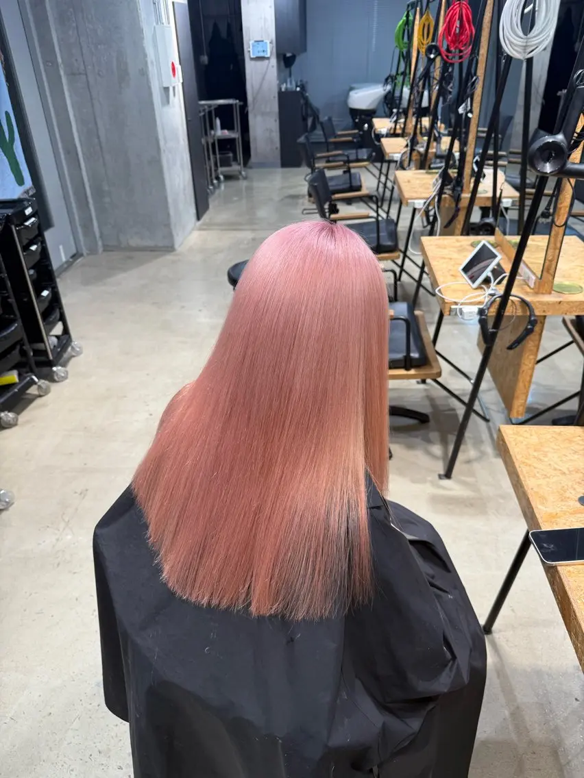 ミディアム カラー ブロンド ピンクカラー ヘアカラー 【🥀履歴修正🥀】 ハイトーン職人/拓真のヘアスタイル