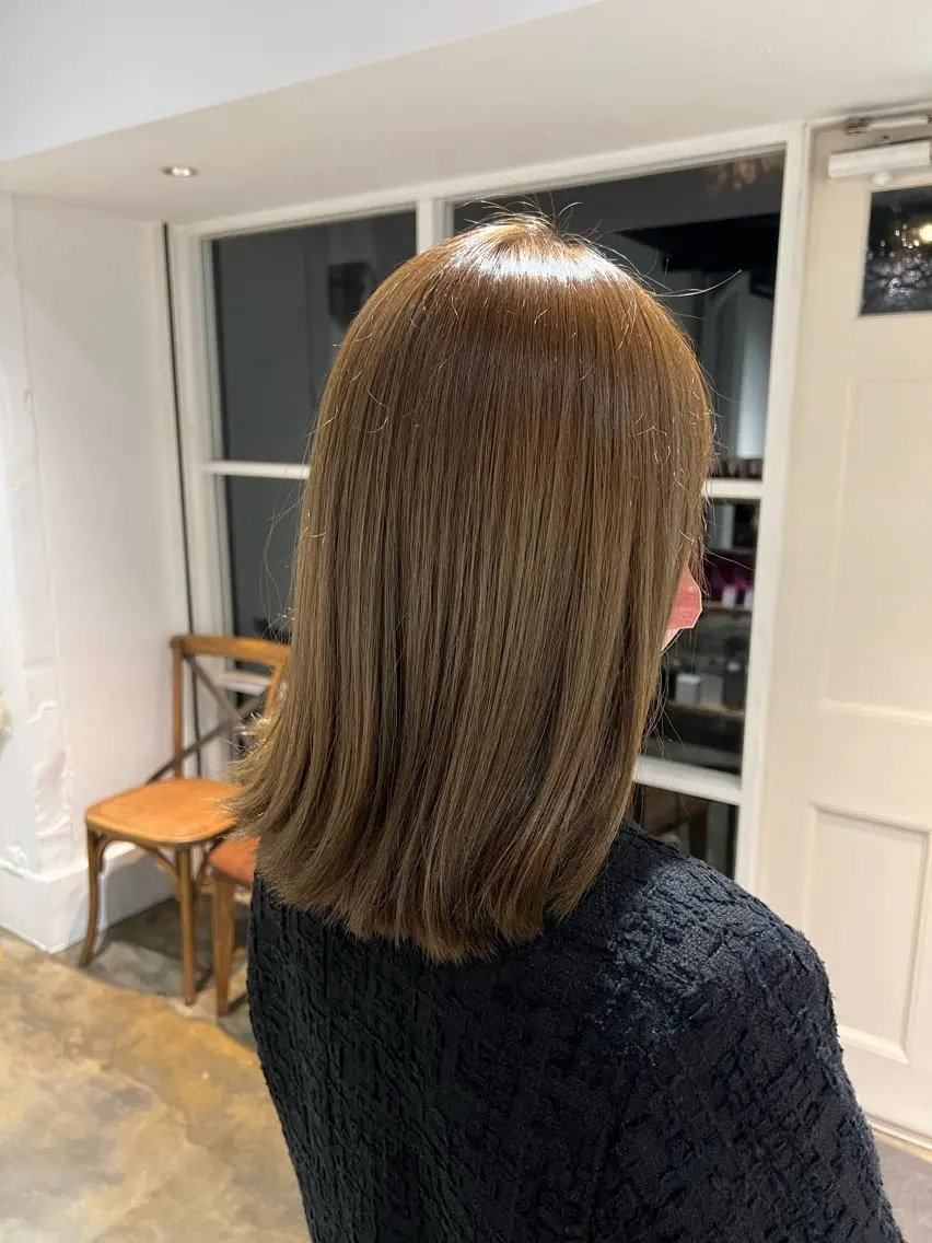 カラー グレージュ オリーブグレージュ オリーブグレー オレンジ カットモデル 花穂のヘアスタイル