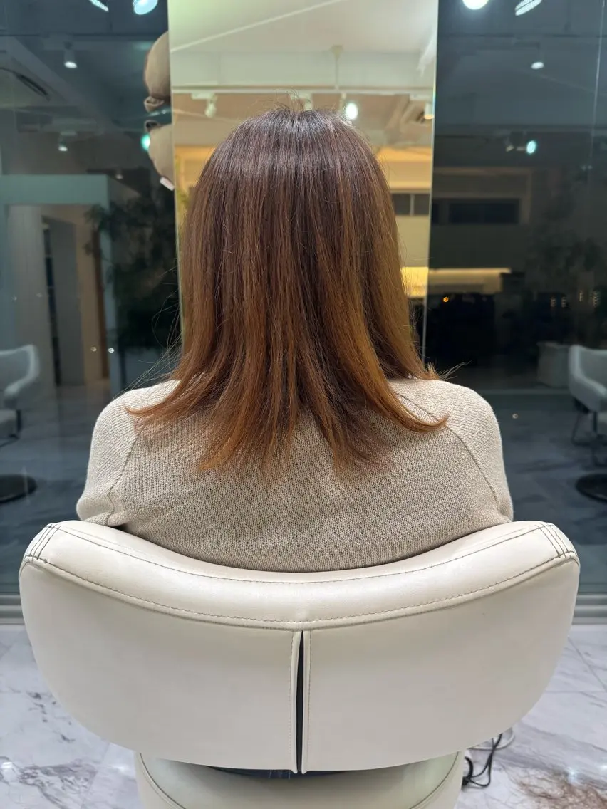 ミディアム 新美 恵里子のヘアスタイル