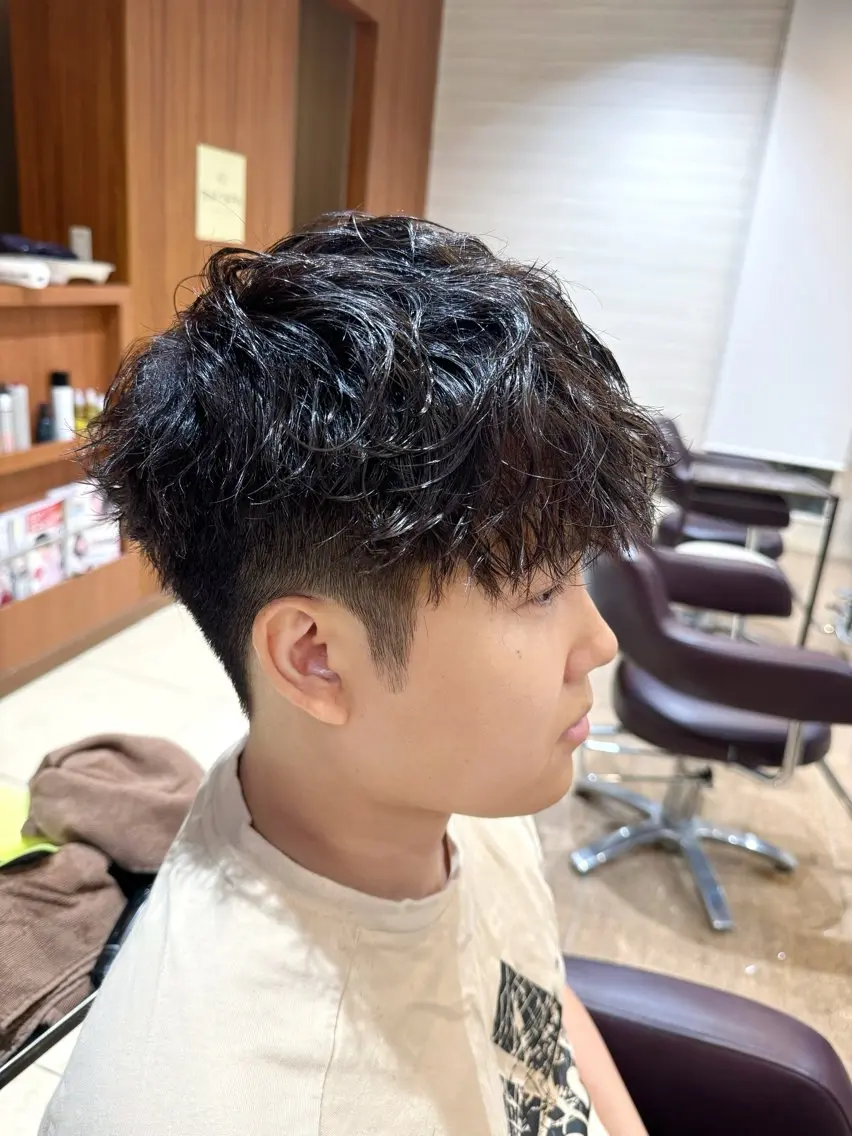 ショート パーマ メンズ レディースカットモ デル募集中KAITOのヘアスタイル