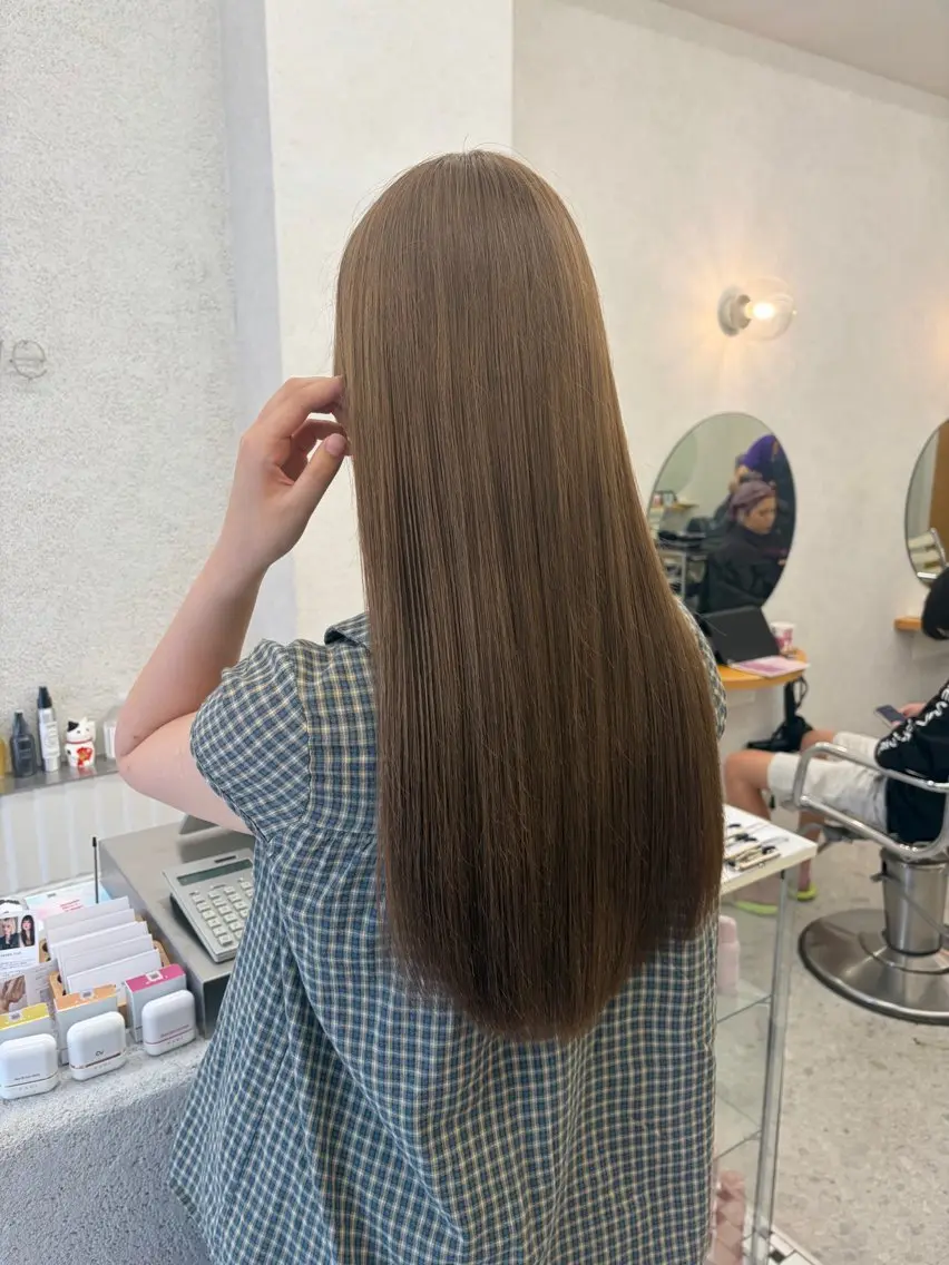 ロング ヘアカラー まろやかベージュ🤎 艶カラー🔔リンのヘアスタイル