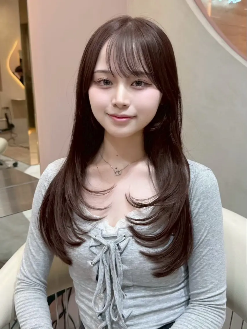 ロング ヘアアレンジ 顔まわりレイヤー レイヤーカット 小顔カット 縮毛矯正 トリートメント 巻ける縮毛矯正/ 透明感/吉田光佑のヘアスタイル