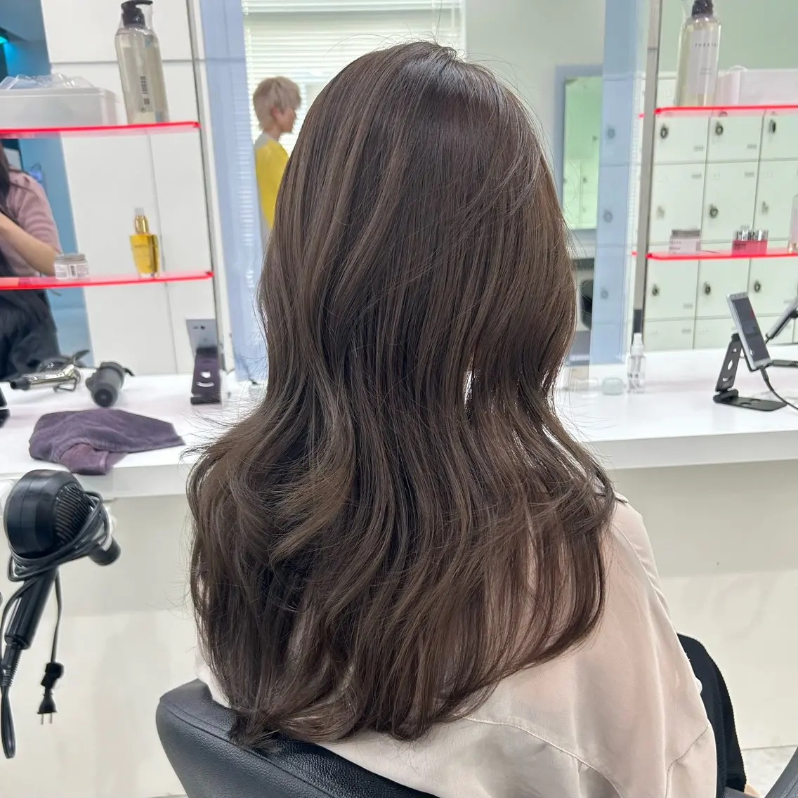 【ブリーチなしダブルカラー】ミントベージュ＋韓国レイヤーカット♡の写真