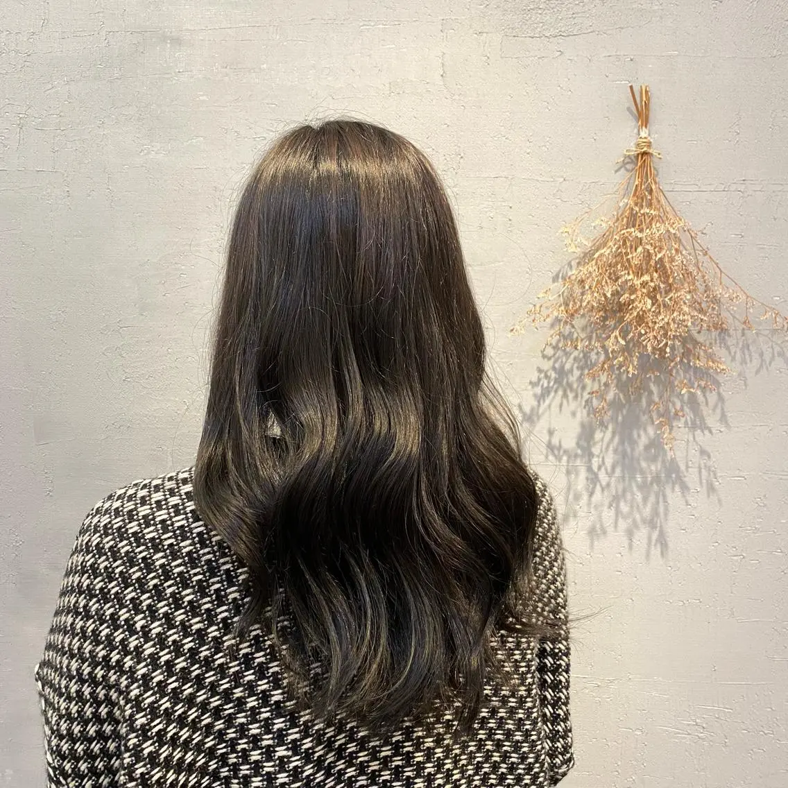 カラー kuschel アリイのヘアスタイル