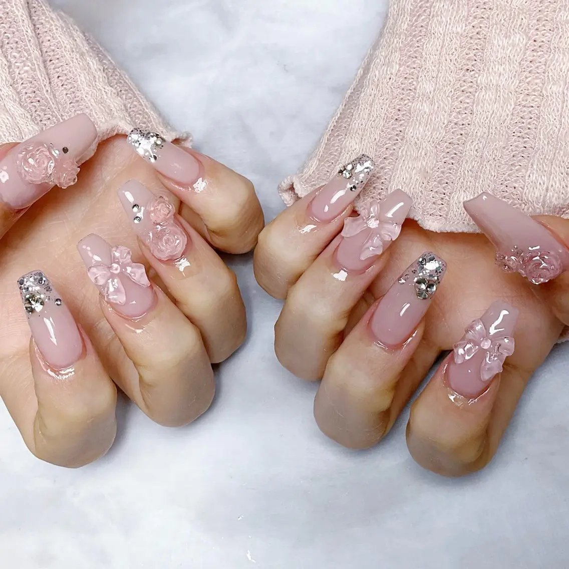 ネイル ハンドネイル 🍭Yun nail hyejin🌸のネイルデザイン