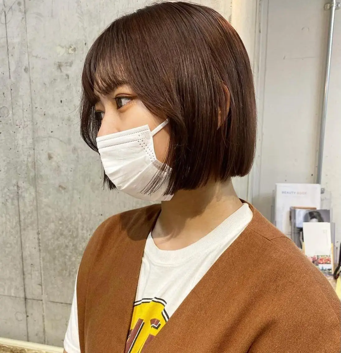 ショート カラー ヘアアレンジ ミストバング ベージュカラー ブリーチ ブロンド ケアブリーチ カット ヘアカラー トリートメント 福岡似合わせレイヤー /ウルフ/ハイトーンのヘアスタイル