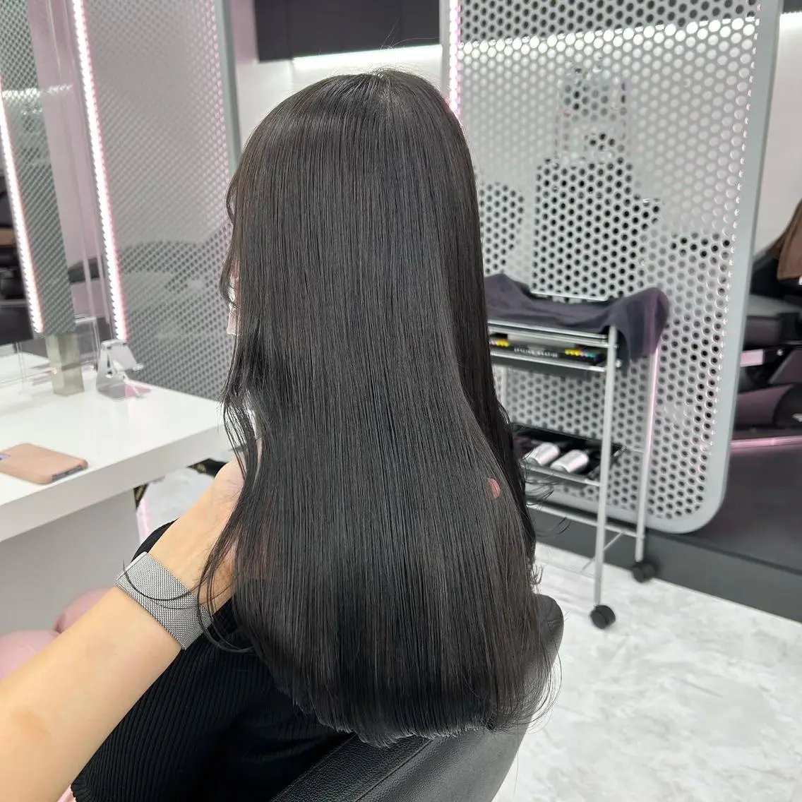 セミロング カラー ヘアアレンジ カット ヘアカラー mai🍑暖色カラー /レイヤー💖のヘアスタイル
