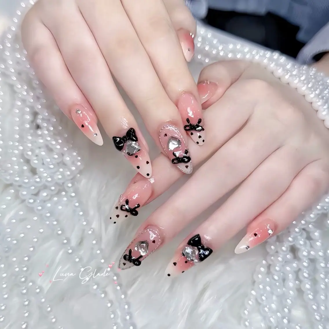 ネイル ハンドネイル Luna Gladeのネイルデザイン