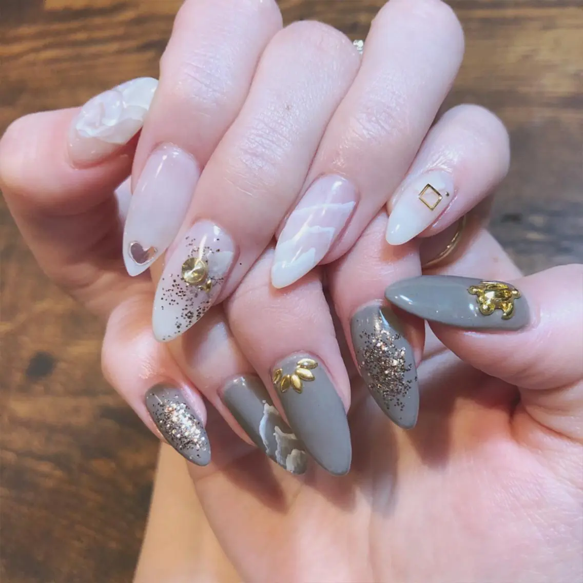 ネイル ハート ニュアンスネイル ueki junのネイルデザイン