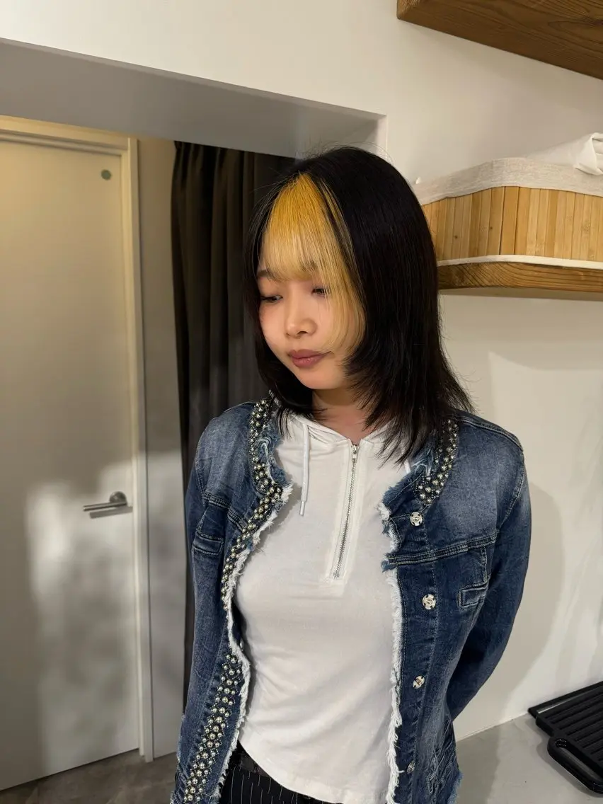 カラー ヘアカラー 中澤 眸乃のヘアスタイル