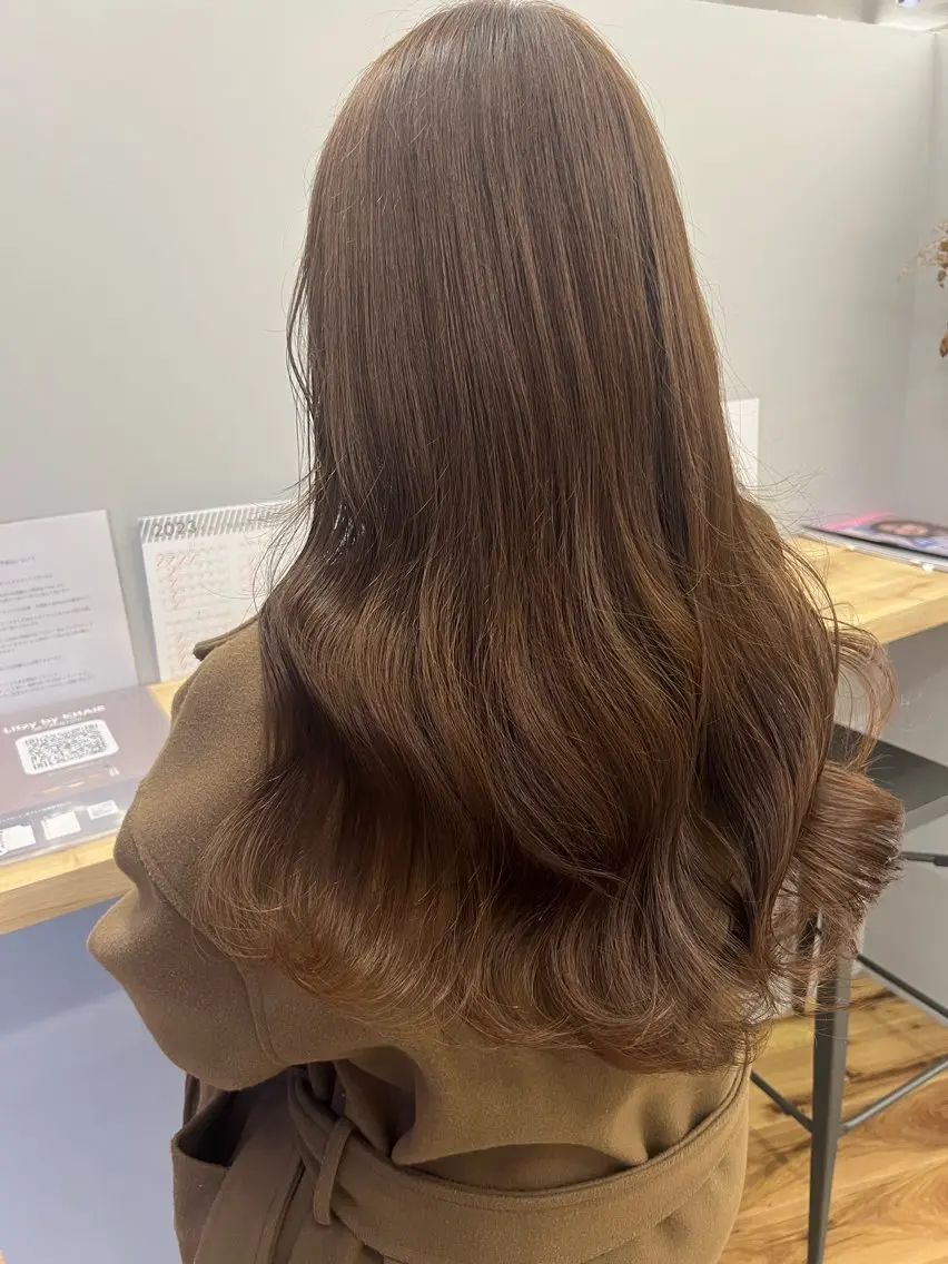 ロング 檜谷 晴　顔周りカットのヘアスタイル