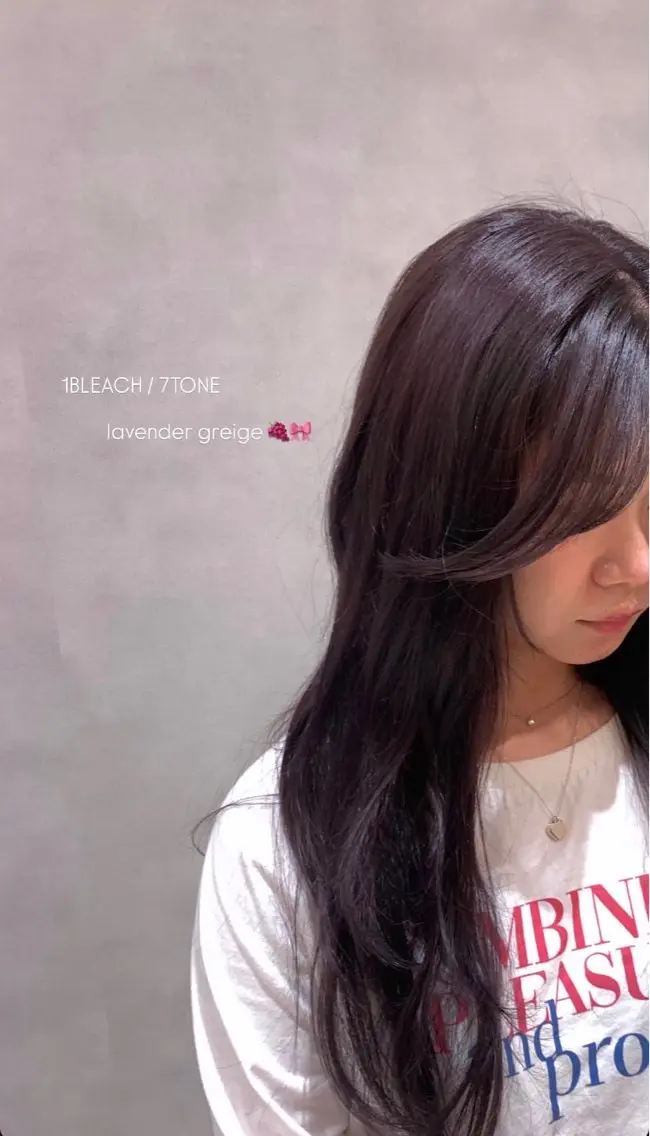 カラー Niina→ anan AVEDAのヘアスタイル