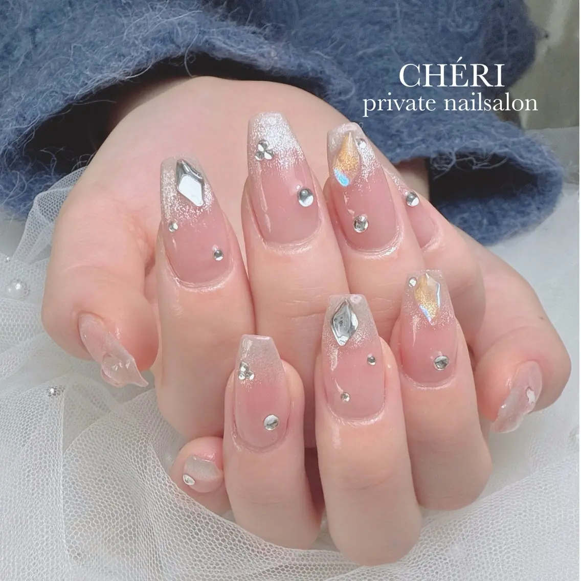ネイル CHÉRI .のネイルデザイン