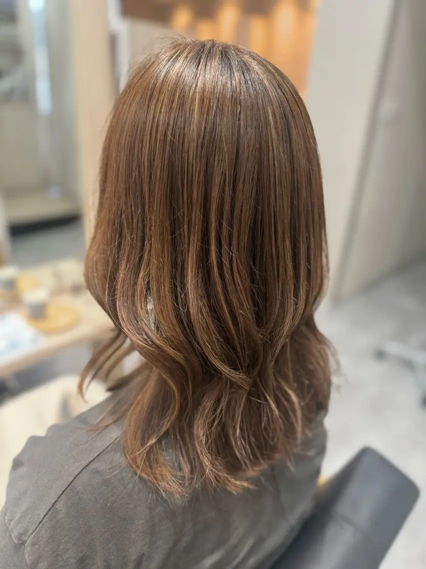 セミロング パーマ 永田 まどかのヘアスタイル
