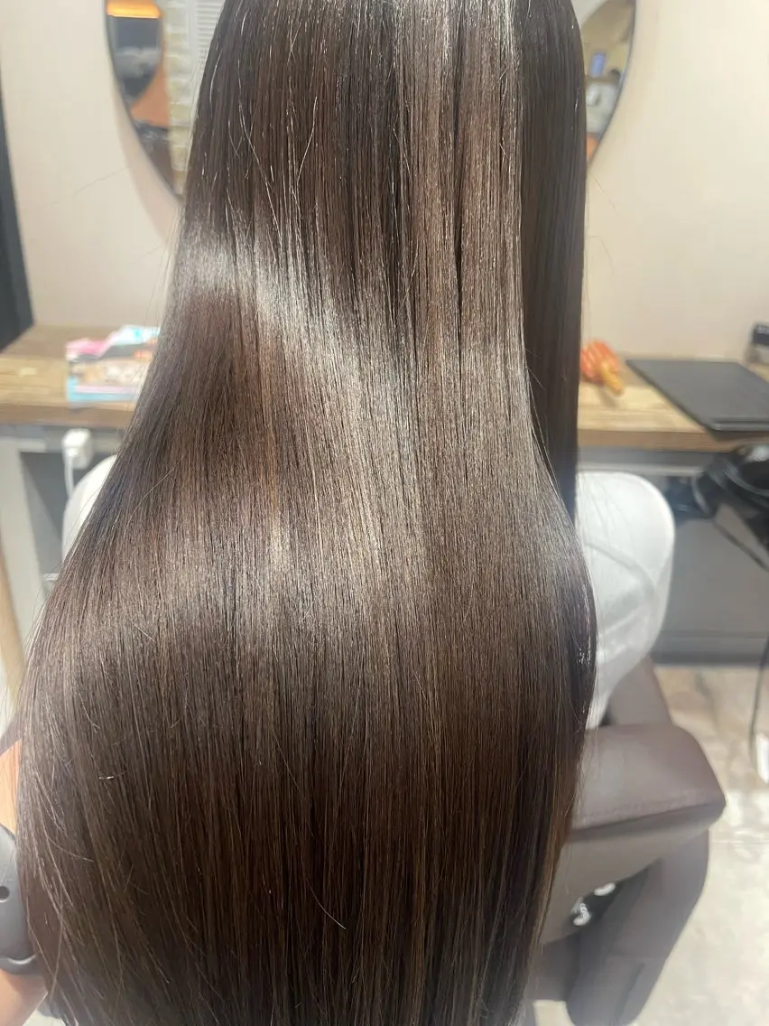 ロング ボブ ハイライト 髪質改善 レイヤーカット トリートメント 髪質改善×艶髪　斉藤 勝のヘアスタイル