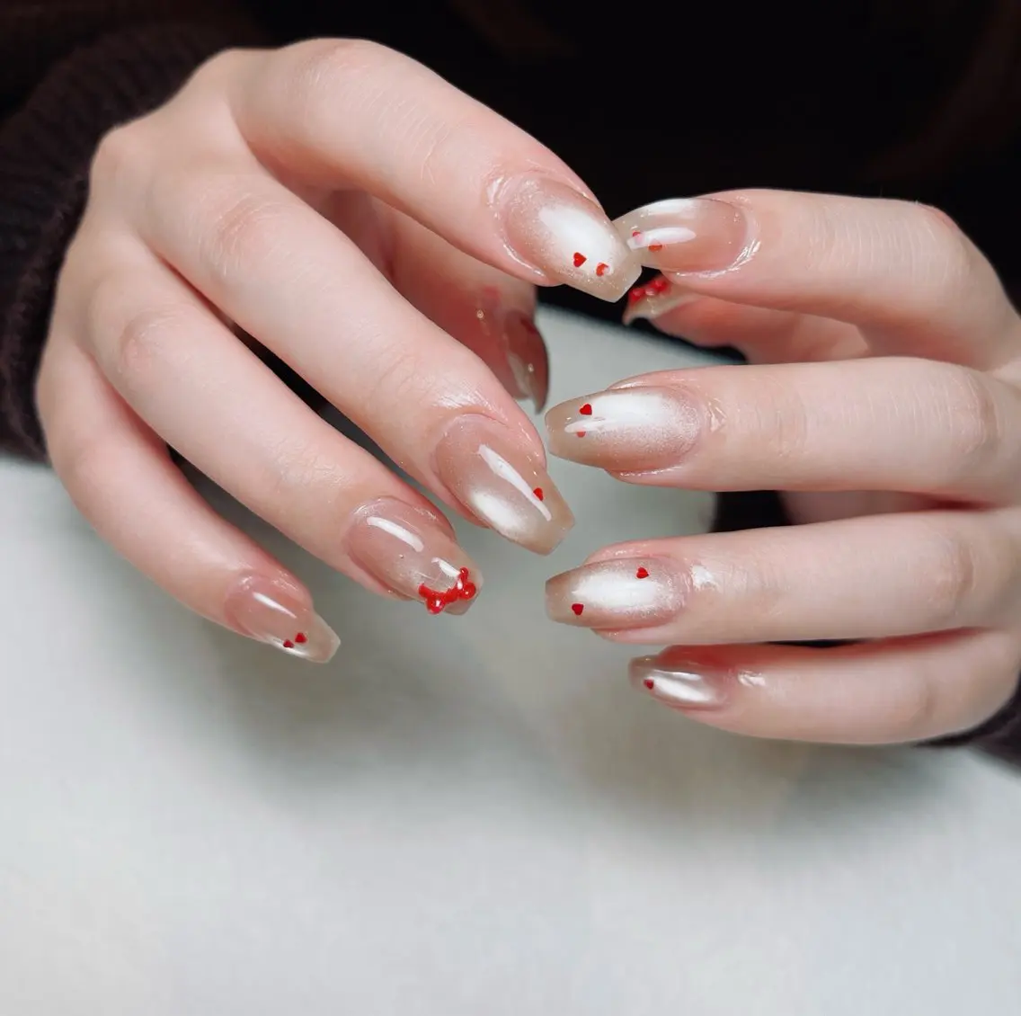 ネイル アートネイル オーロラネイル ドット ジェルネイル ガーリー ハンドネイル Floria nail salonのネイルデザイン