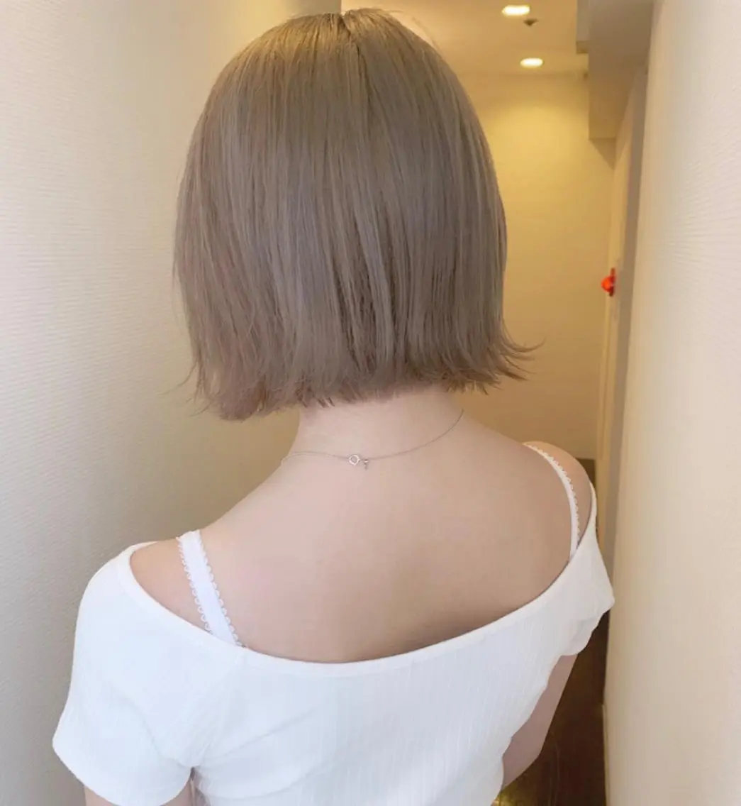 ショート カラー ハイトーンカラー 韓国✖️網紅🖤 パーマYURIYAのヘアスタイル