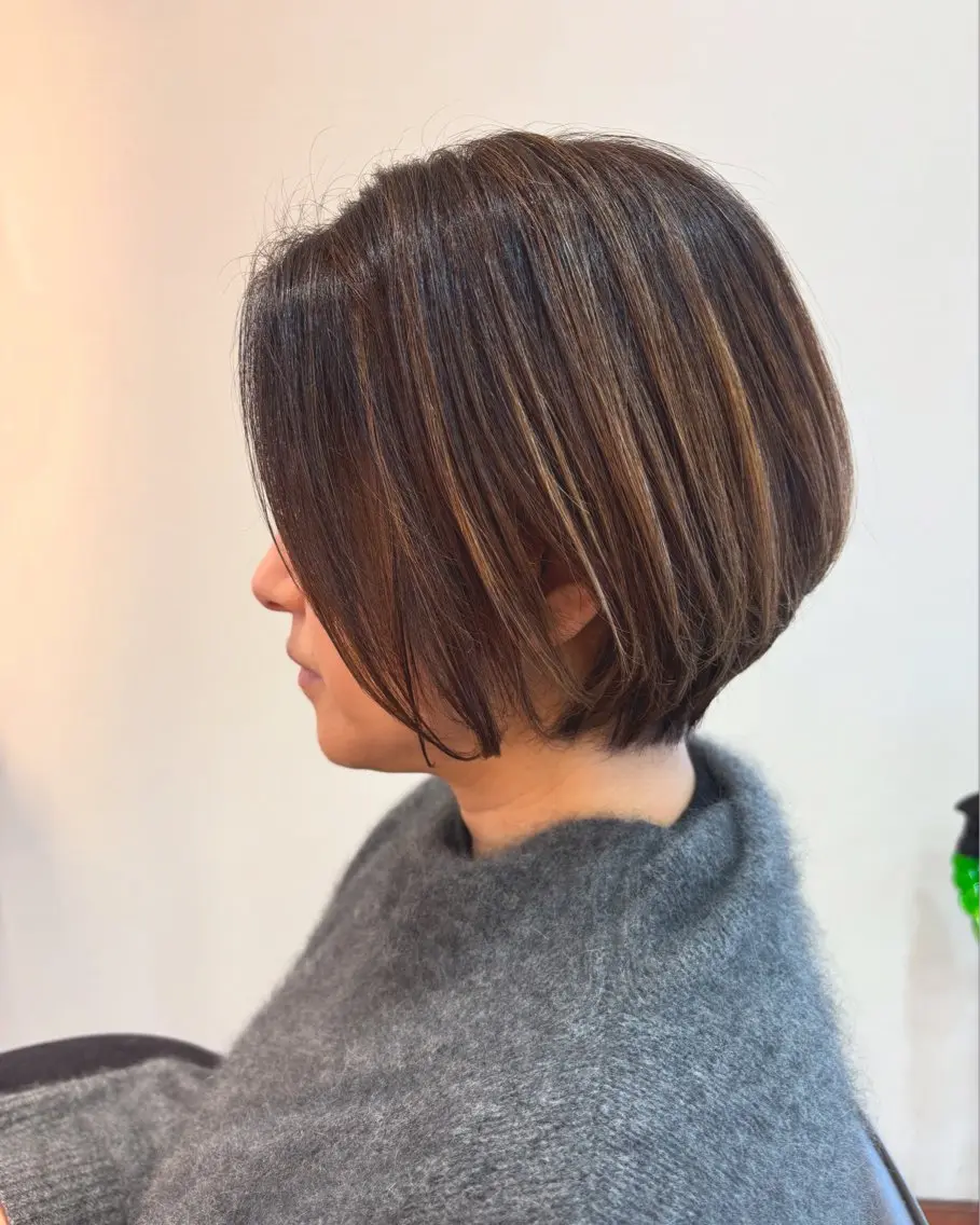 ショート カラー ハイライトカラー ハイライト カット ヘアカラー 竹葉 如起のヘアスタイル
